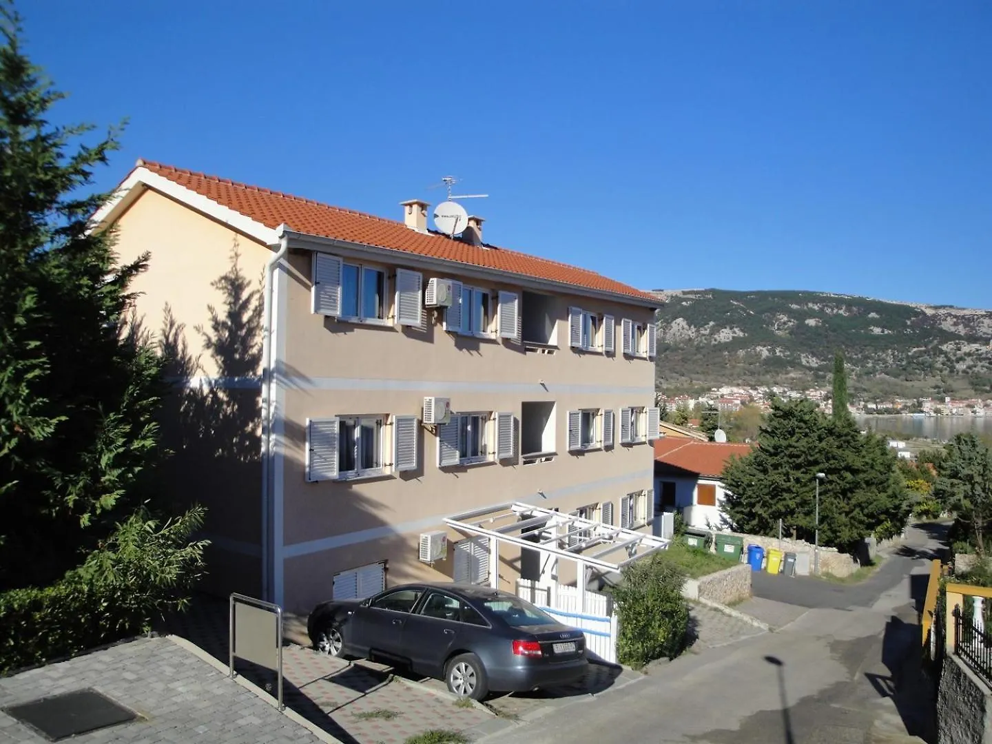 Apartments Brnic Nara Baska
