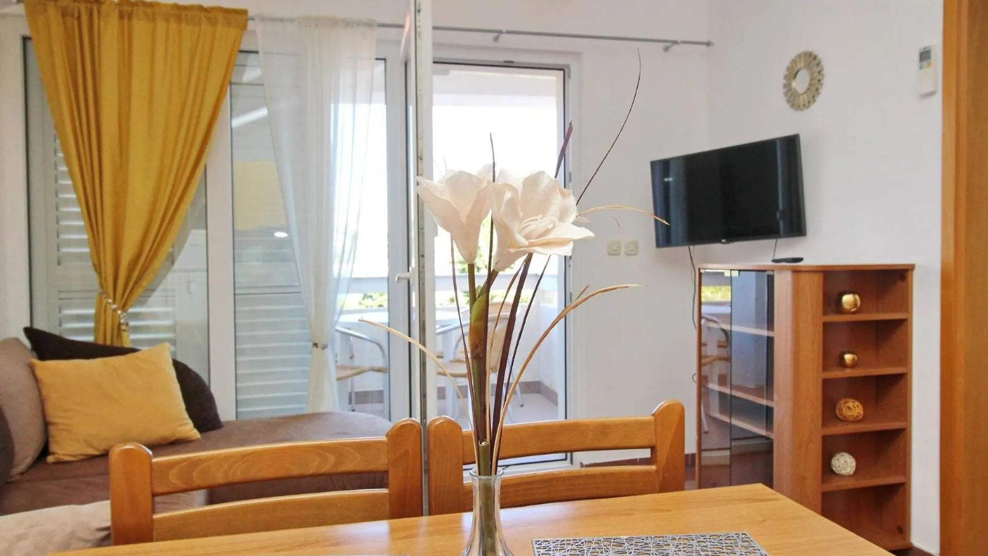 Apartments Brnic Nara Baska   Baska (Krk)