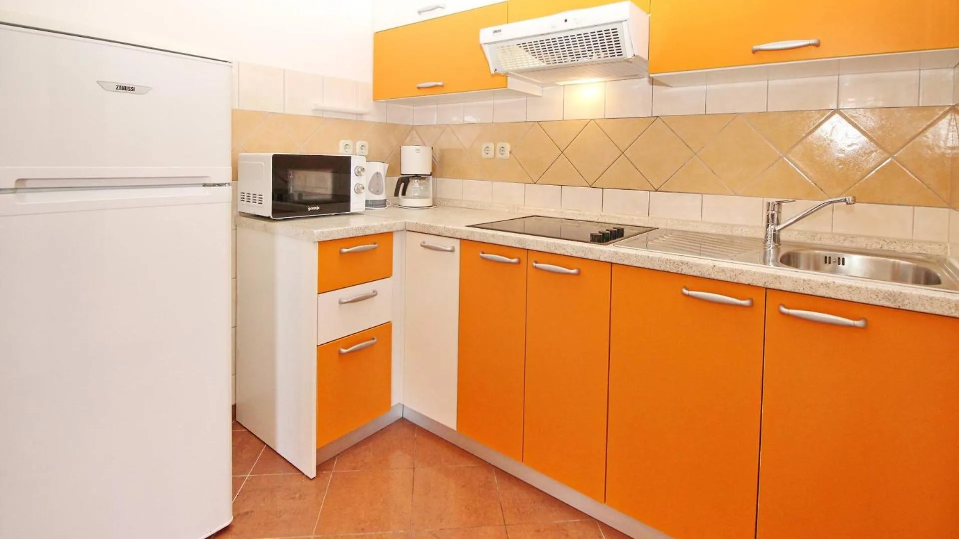 Apartments Brnic Nara Baska  Croatia
