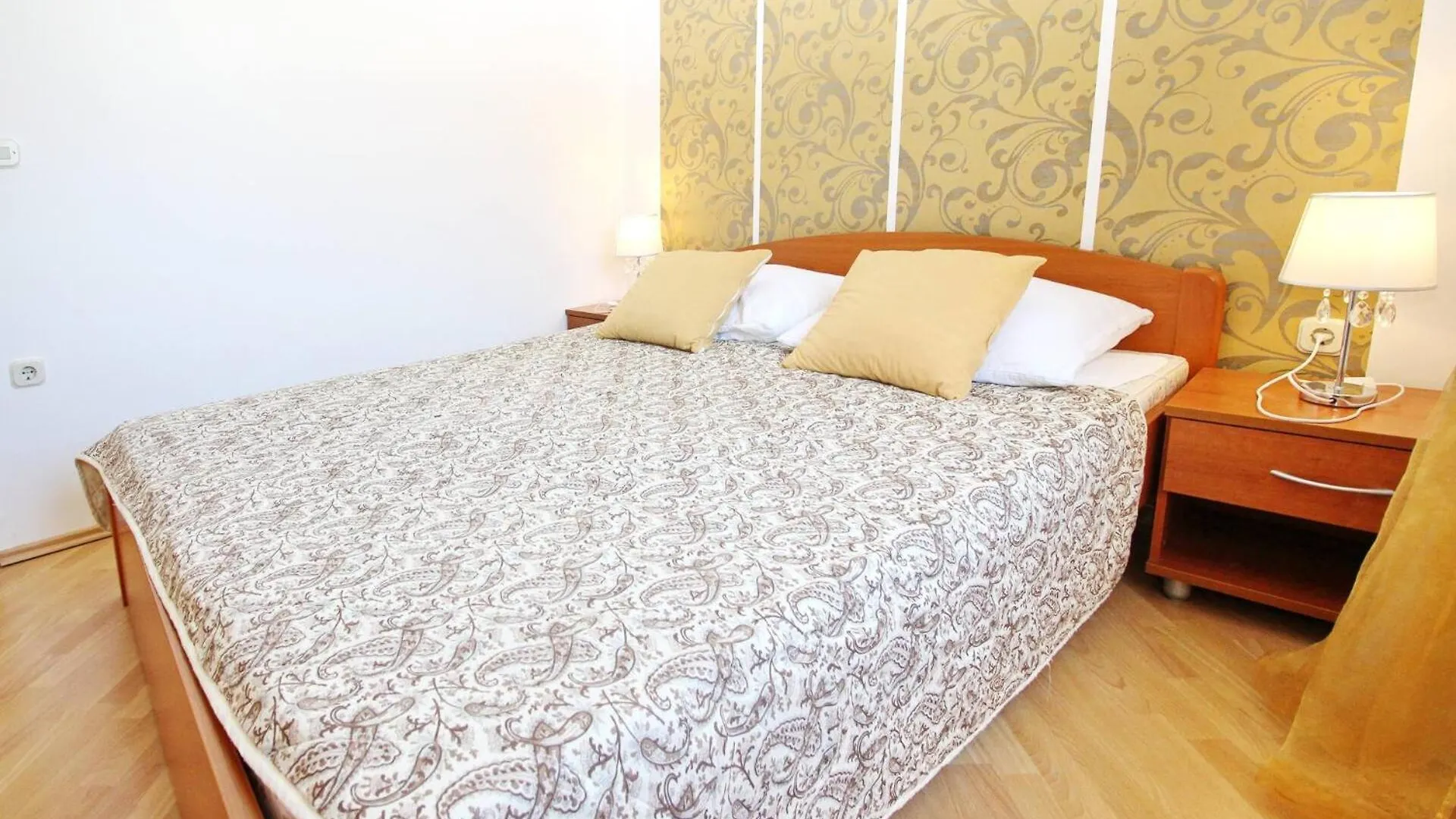 Apartments Brnic Nara Baska  Croatia