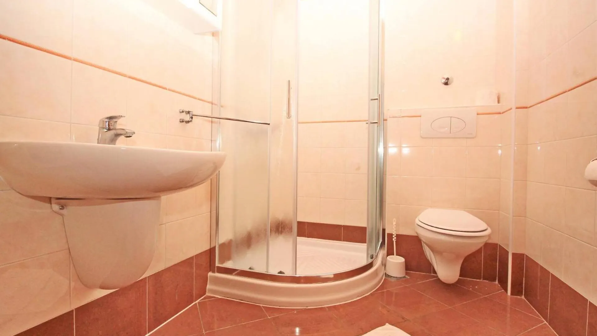 Apartments Brnic Nara Baska  Croatia