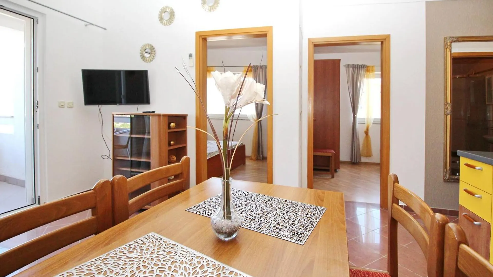 Apartments Brnic Nara Baska  0*, Baska (Krk)